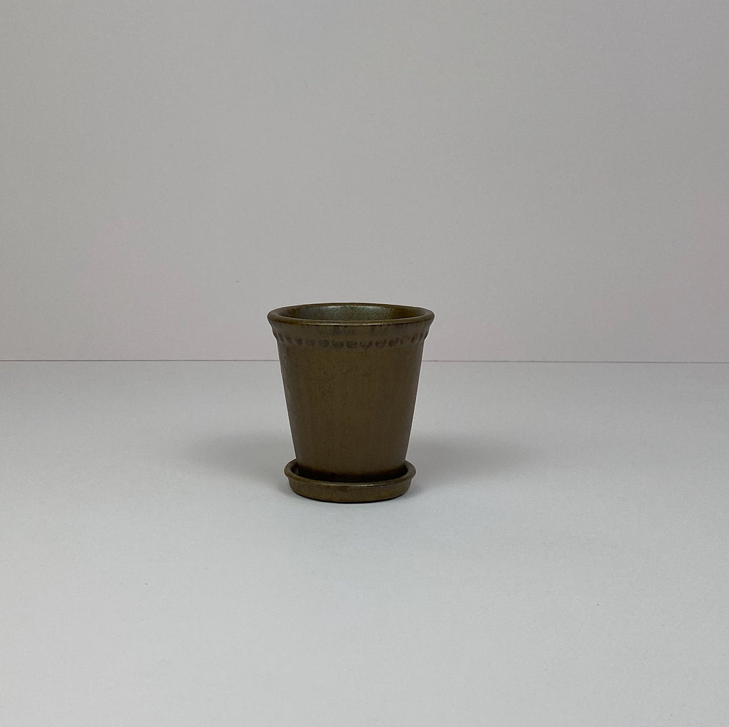 Small Pot & Saucer Matt Brown