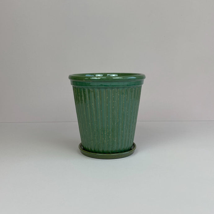 Large Ribbed Pot & Saucer Green