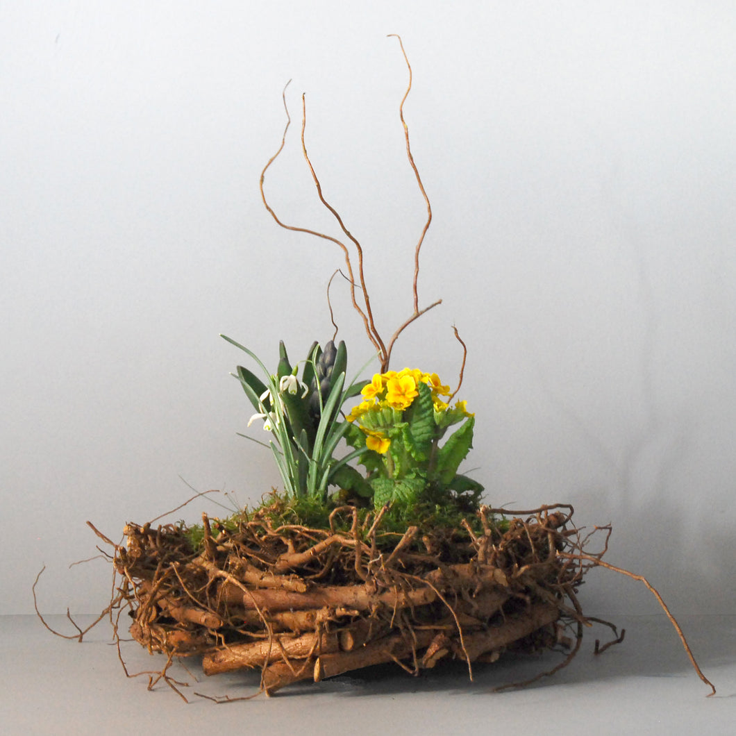 Small Spring Nest Basket