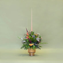 Christmas Pudding Arrangement with 1 dinner candle